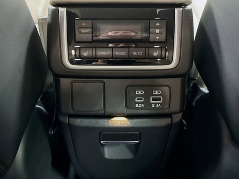 New 2026 Subaru Ascent Limited image 25