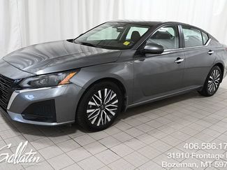 Used 2024 Nissan Altima 2.5 SV w/ SV Premium Package FWD video 1