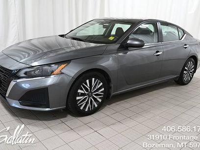 Used 2024 Nissan Altima 2.5 SV w/ SV Premium Package