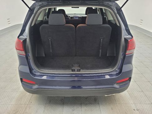 Used 2019 Kia Sorento FWD V6 image 29