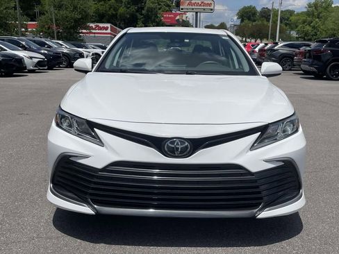 Used 2022 Toyota Camry LE FWD image 7