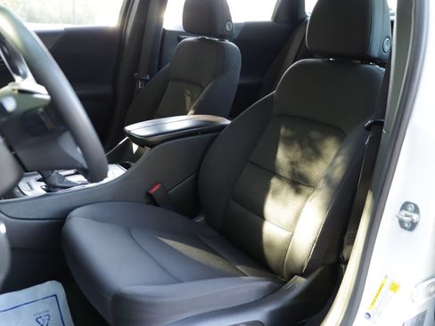 Used 2024 Chevrolet Malibu LT FWD image 21