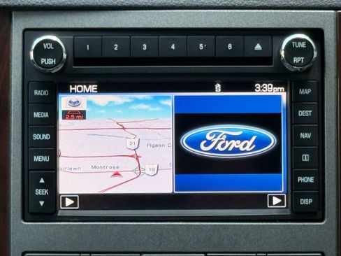 Used 2011 Ford F250 Lariat w/ Camper Pkg AWD/4WD image 22
