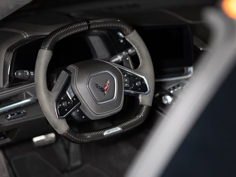 Used 2024 Chevrolet Corvette Z06 image 34