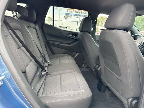 Used 2026 Chevrolet Equinox LT AWD/4WD image 27