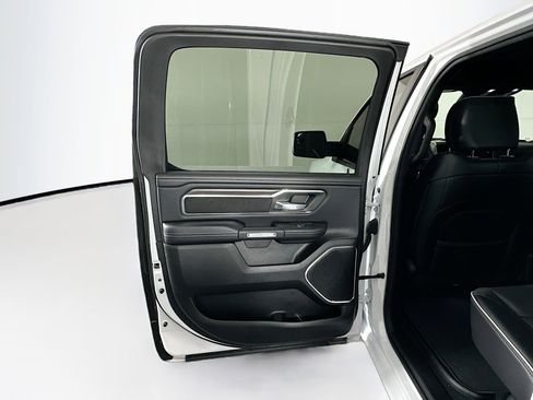 Used 2025 RAM 1500 Laramie image 25