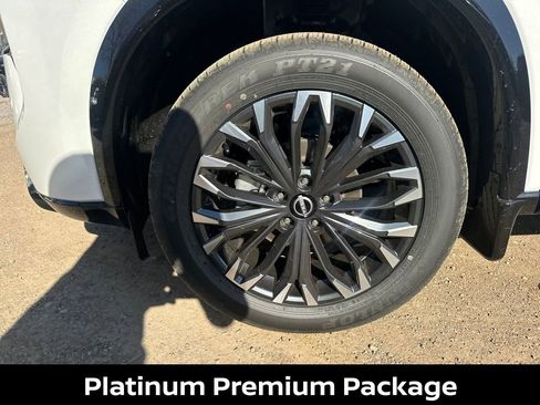 New 2026 Nissan Rogue Platinum w/ Platinum Premium Package image 11