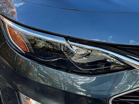 Used 2021 Chevrolet Malibu RS w/ LPO, Floor Liner Package image 27