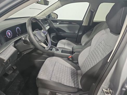 New 2026 Volkswagen Tiguan S AWD/4WD image 9