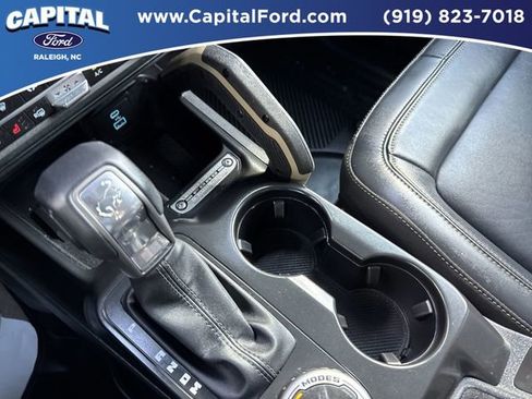 Used 2025 Ford Bronco Badlands AWD/4WD image 30