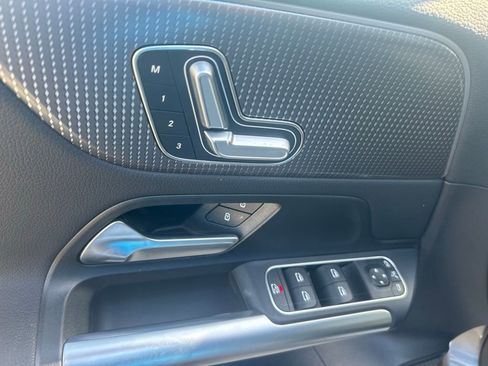 Used 2023 Mercedes-Benz GLA 250 GLA 250 image 49