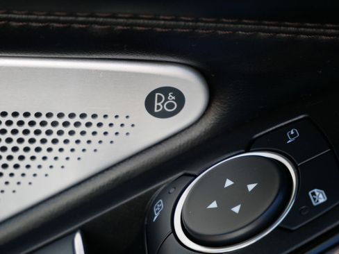 Used 2021 Ford Explorer Platinum w/ Equipment Group 601A image 15