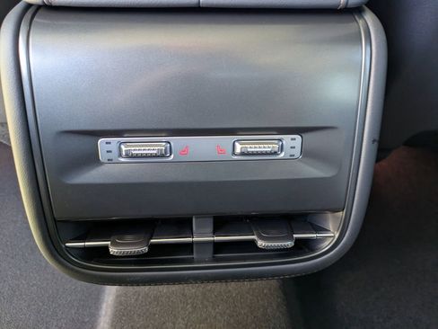 New 2026 Lincoln Nautilus Reserve AWD/4WD image 19