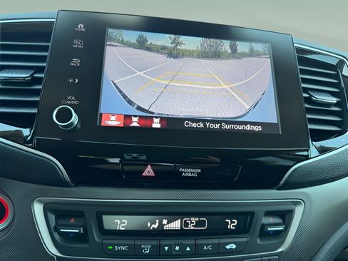 Certified 2023 Honda Ridgeline Sport image 17