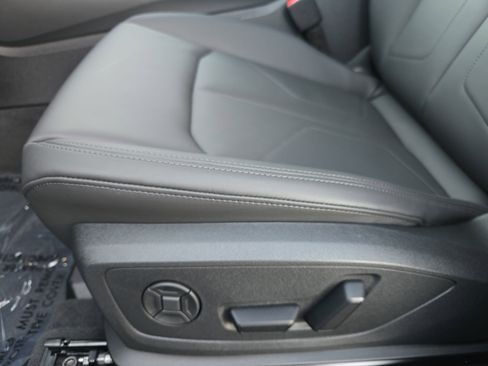 New 2025 Audi Q3 2.0T Premium image 28