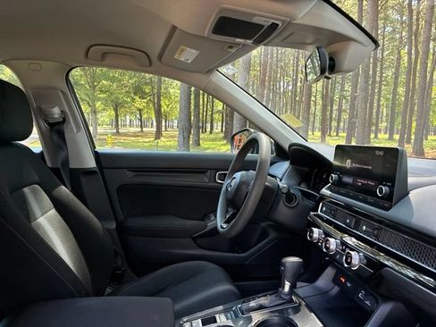 Used 2023 Honda Civic LX image 22