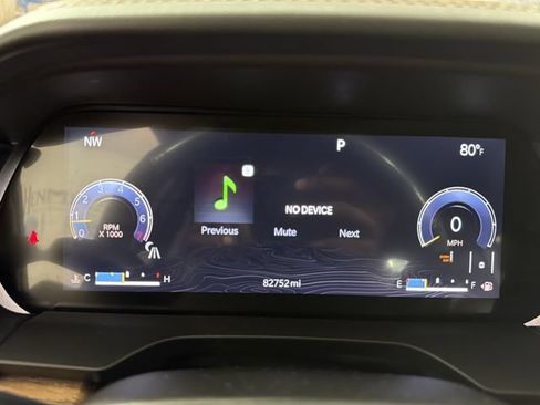 Used 2021 Jeep Grand Cherokee L Summit w/ Advanced Protech Group IV AWD/4WD image 16
