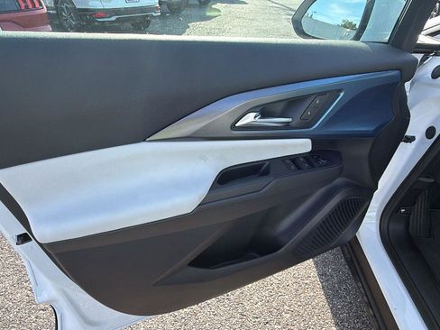 New 2026 Chevrolet Equinox EV LT FWD image 13