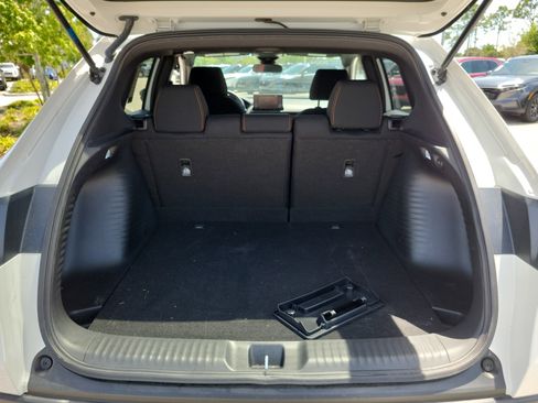 Used 2024 Honda HR-V Sport image 11
