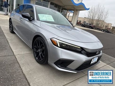 Used 2022 Honda Civic Sport image 1