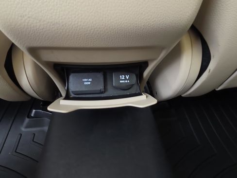 Used 2018 Mercedes-Benz GLC 300 image 12