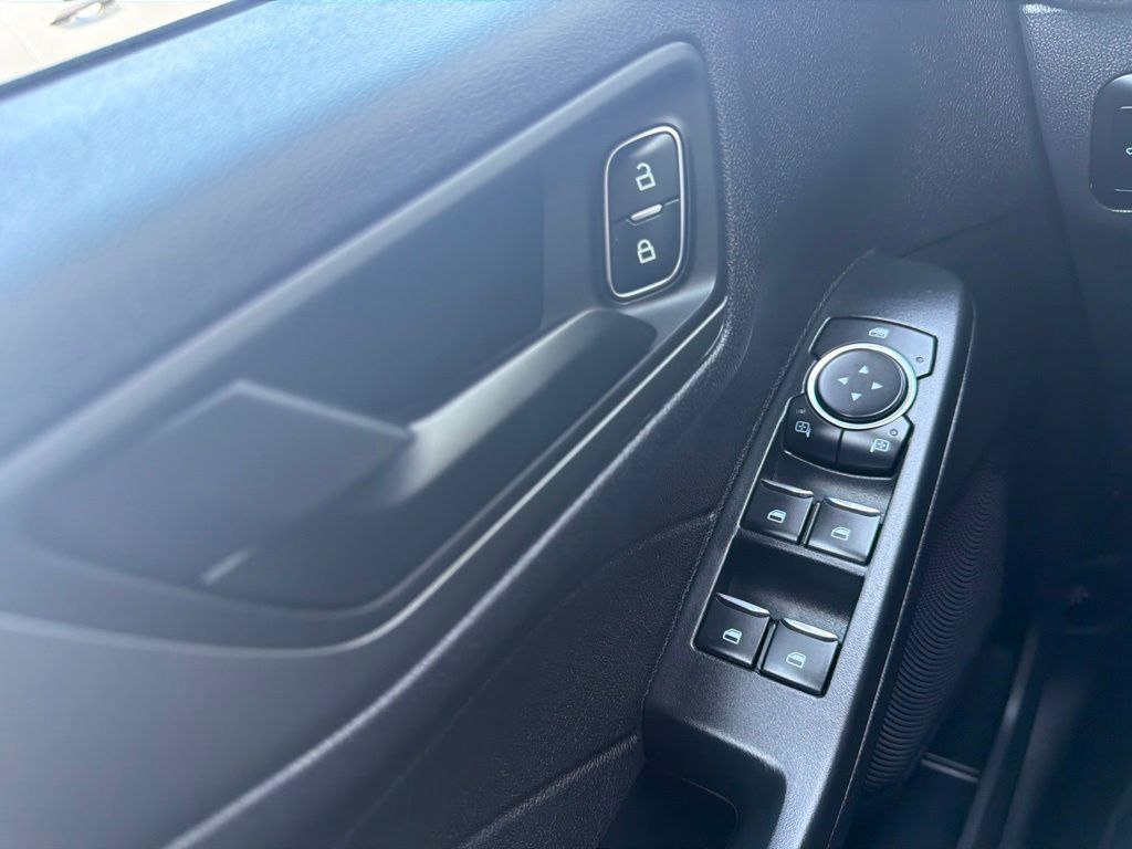 Used 2023 Ford Escape Active AWD/4WD image 25
