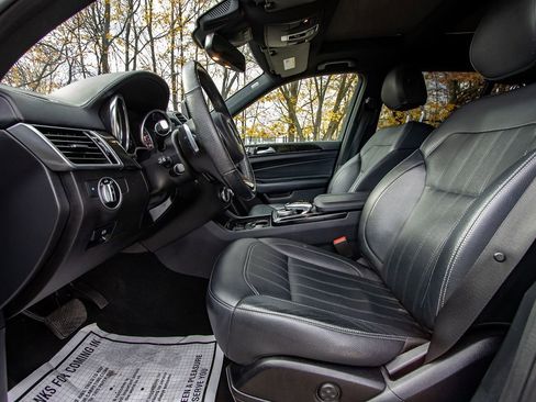 Used 2019 Mercedes-Benz GLS 450 4MATIC w/ Premium 1 Package image 9