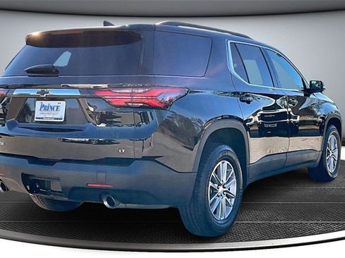 Used 2023 Chevrolet Traverse LT image 6