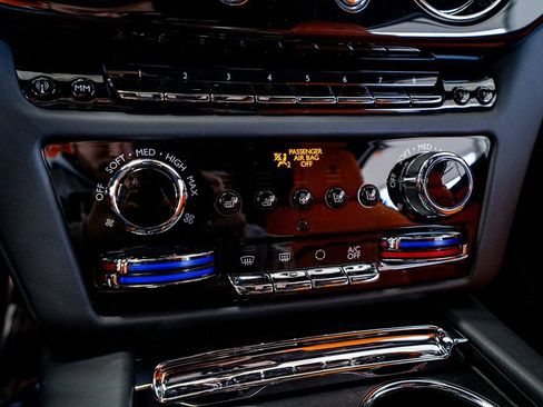 Used 2024 Rolls-Royce Spectre w/ Spectre Launch Package image 46