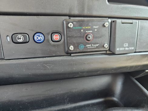 Used 2023 GMC Savana 2500 Extended w/ Driver Convenience Package RWD image 13