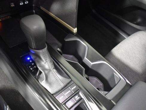 Used 2025 Toyota Camry LE image 24