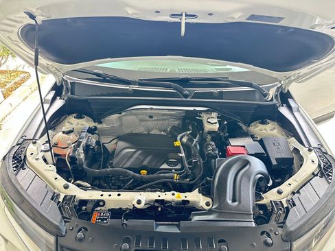 Used 2024 Chevrolet TrailBlazer LT w/ Driver Confidence Package image 32