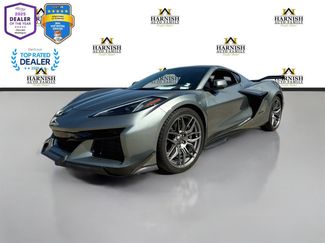 Used 2024 Chevrolet Corvette Z06 w/ Z07 Performance Package RWD video 2