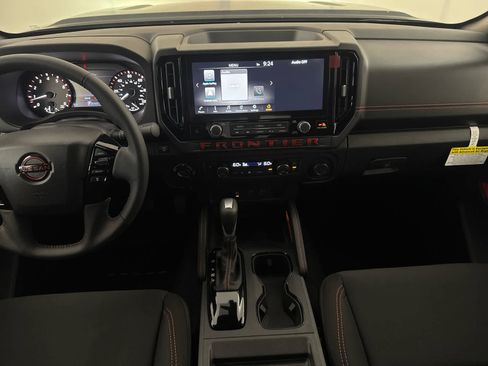 New 2025 Nissan Frontier PRO-4X image 13