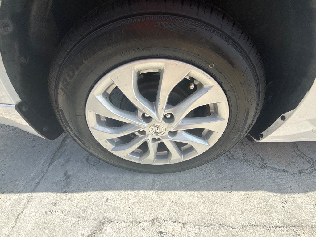 Used 2019 Nissan Sentra S FWD image 9