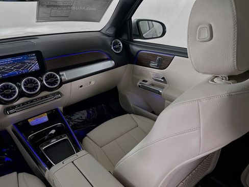 Certified 2026 Mercedes-Benz GLB 250 4MATIC image 23