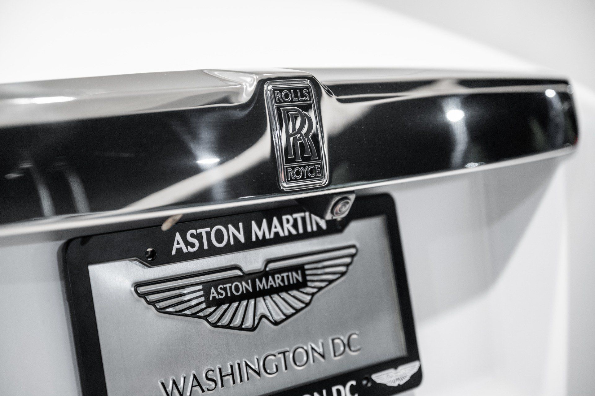 Used 2018 Rolls-Royce Phantom Sedan RWD image 12