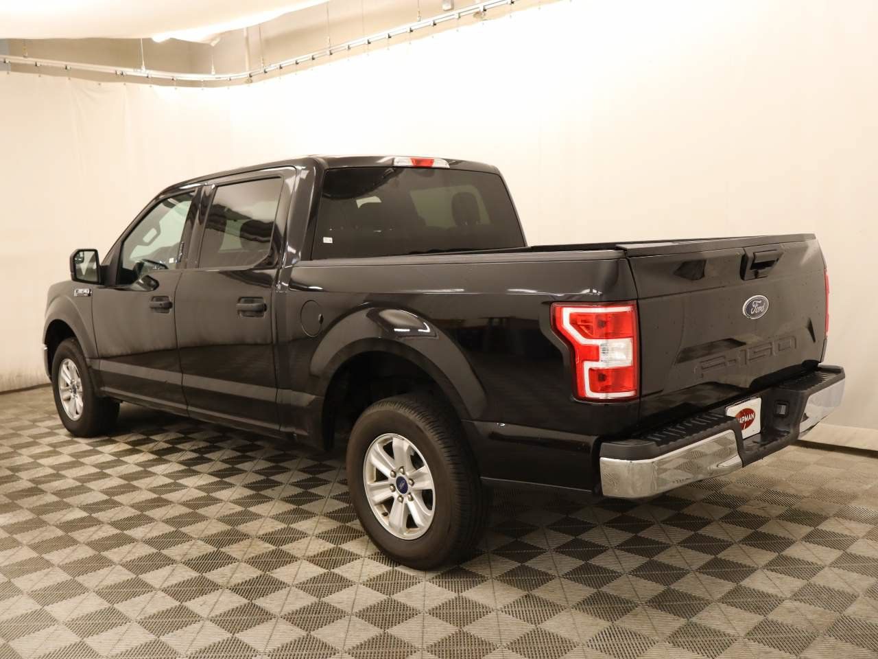 Used 2020 Ford F150 XLT RWD image 3
