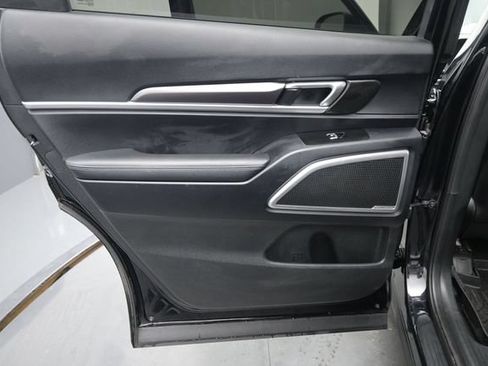 Used 2023 Kia Telluride S w/ S Sunroof Package AWD/4WD image 14