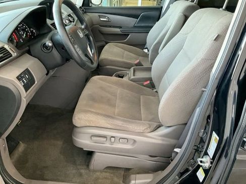 Used 2015 Honda Odyssey EX image 3