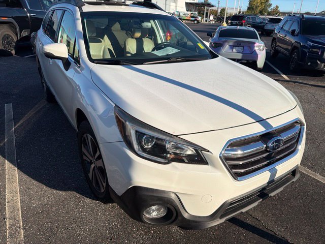 Used 2018 Subaru Outback 2.5i Limited AWD/4WD image 3