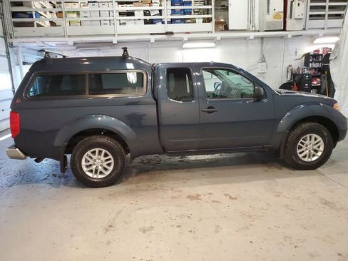 Used 2016 Nissan Frontier SV AWD/4WD image 8