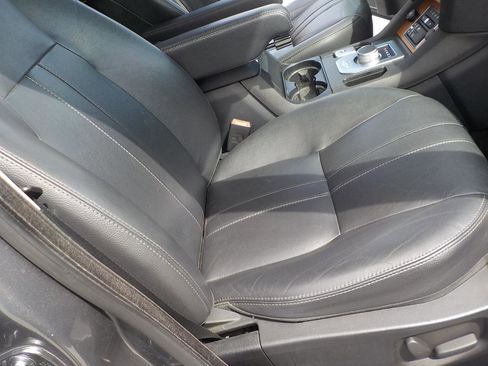 Used 2016 Land Rover LR4 HSE Silver Edition image 31