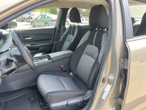 New 2026 Nissan Sentra SV FWD image 16
