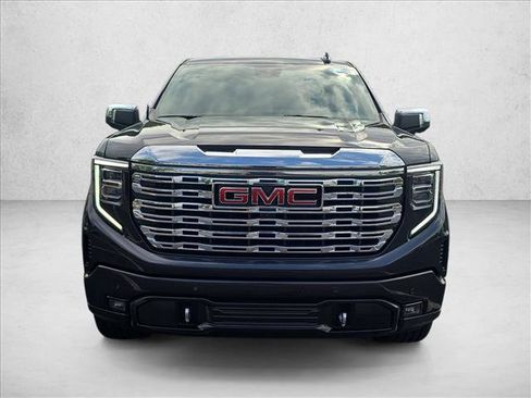 Used 2025 GMC Sierra 1500 Denali w/ Denali Reserve Package AWD/4WD image 2