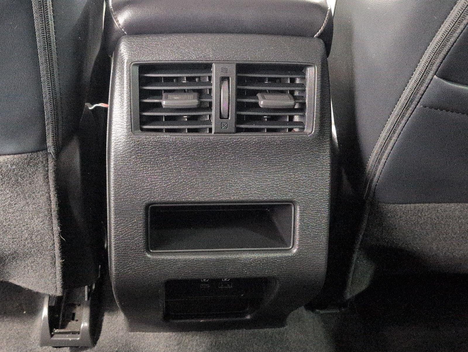 Used 2023 Mitsubishi Outlander SE AWD/4WD image 22