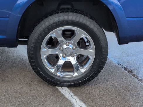 Used 2017 RAM 1500 Laramie w/ Convenience Group AWD/4WD image 14