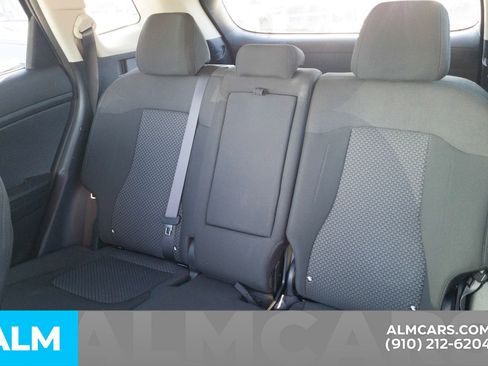 Used 2024 Kia Sportage LX image 17