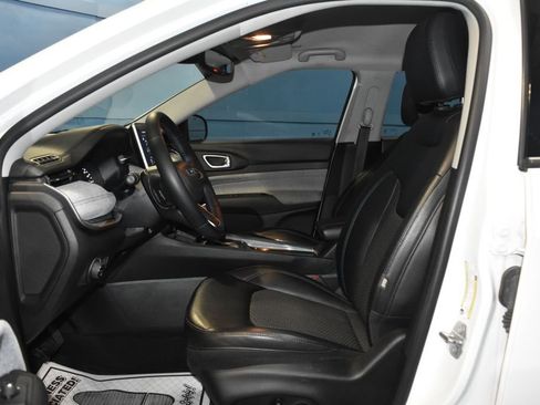 Used 2022 Jeep Compass Latitude w/ Convenience Group image 6