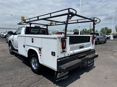 Used 2018 RAM 3500 Tradesman w/ Power & Remote Entry Group RWD image 3